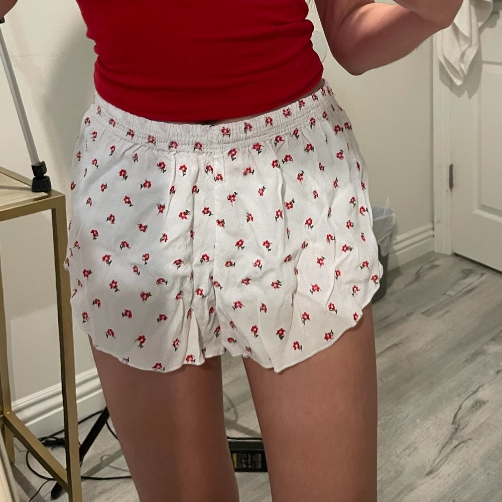 Brandy Melville Flowy Floral Shorts